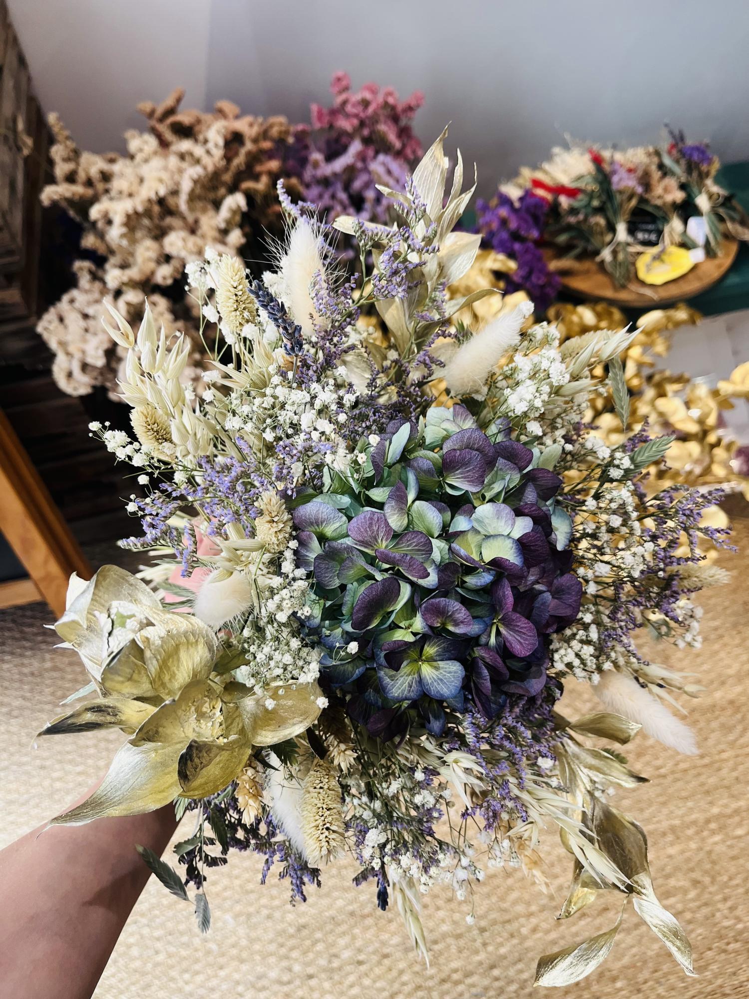 Fleuriste ollioules bouquet tons violet